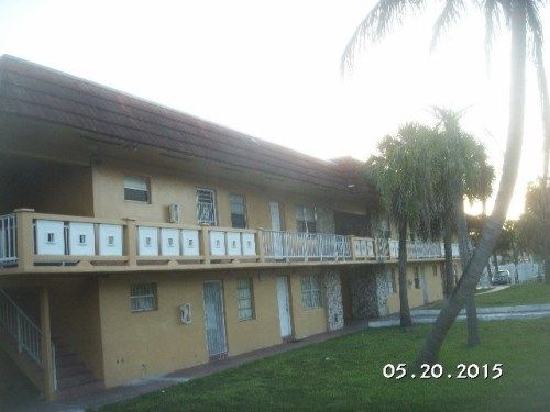 505 NW 177th St Apt 215, Miami, FL 33169