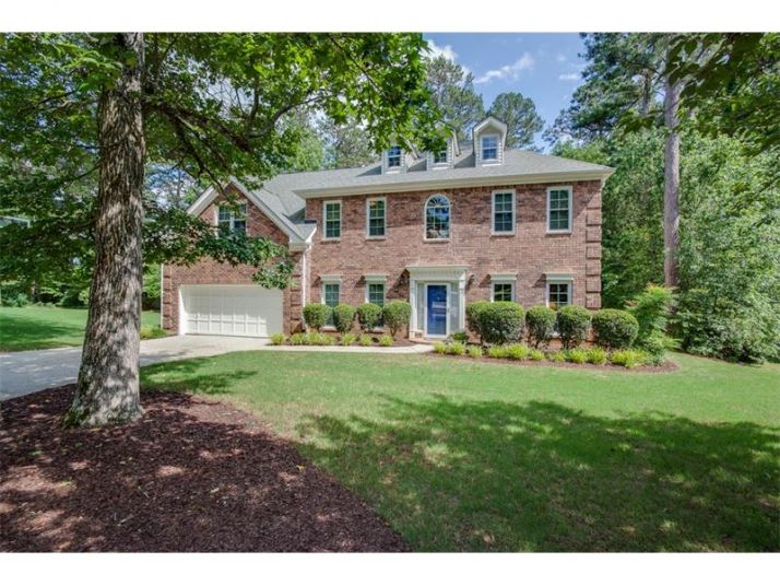 2565 Falcon Creek Court, Suwanee, GA 30024