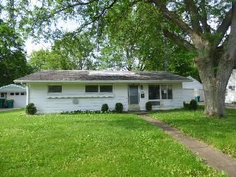 416 E Lincoln St, Sycamore, IL 60178