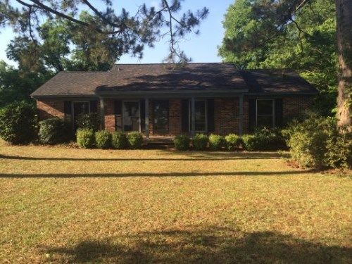 5202 Doles Rd, Albany, GA 31705