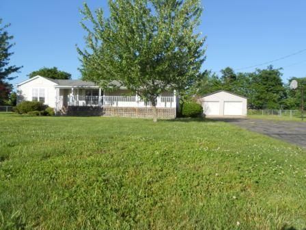 745 Henry Rd, Smithland, KY 42081