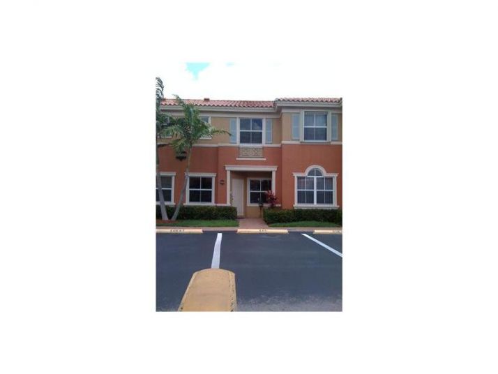 11600 NW 60 TE # 492, Miami, FL 33178