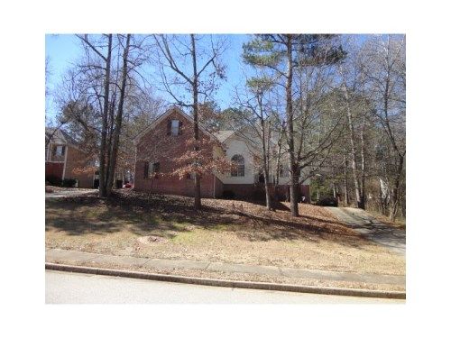 648 Swans Landing Drive, Dacula, GA 30019