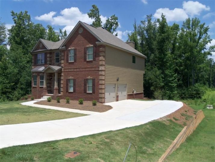 3757 Valley Bluff Drive, Snellville, GA 30039