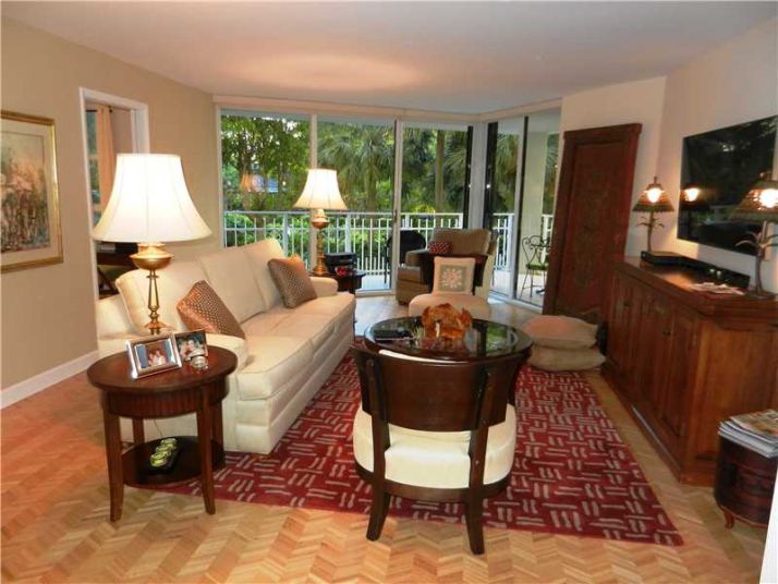 4000 TOWERSIDE TE # 409, Miami, FL 33138