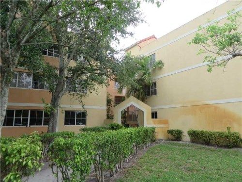 6175 NW 186 ST # 103, Hialeah, FL 33015