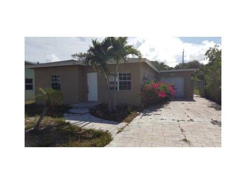 815 O, Lake Worth, FL 33460