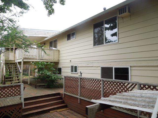 17496 NW Santiam Dr, Portland, OR 97229