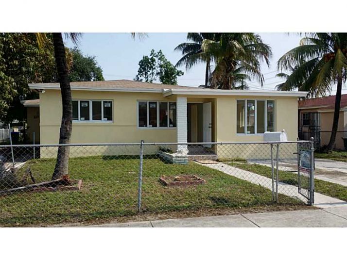 815 NW 104 ST, Miami, FL 33150