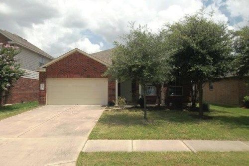 1107 Imperial Lake Dr, Houston, TX 77073