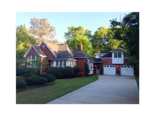 5220 Hunters Oaks Drive, Alpharetta, GA 30009