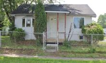 4102 Tuxedo Ave Flint, MI 48507