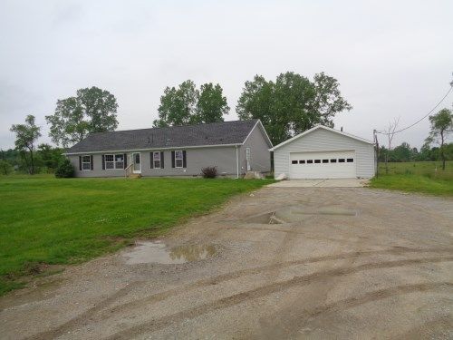 5166 Mcintyre Rd, North Street, MI 48049