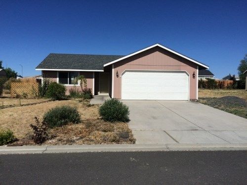 659 K St SE, Ephrata, WA 98823