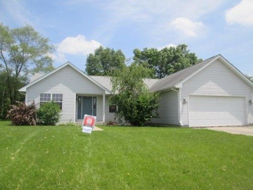 N1552 Breckenridge St, Genoa City, WI 53128