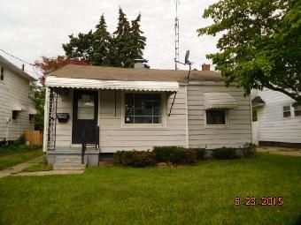 4037 Commonwealth Ave, Toledo, OH 43612