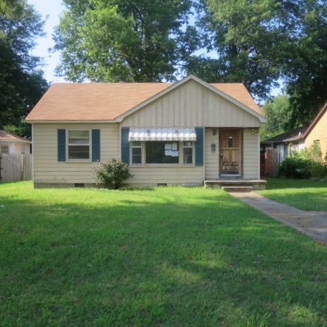 704 W Adams St, Blytheville, AR 72315