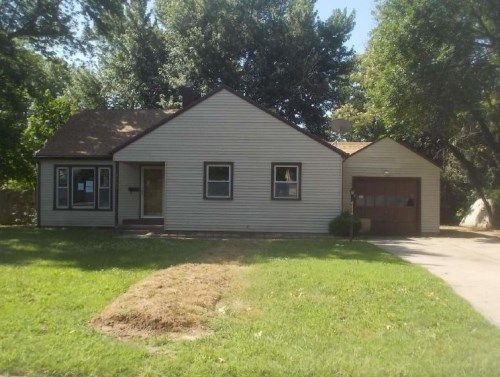 3505 E Countryside, Wichita, KS 67218