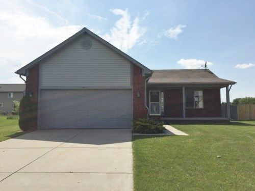 303 Eileen Ave, Smiths Creek, MI 48074