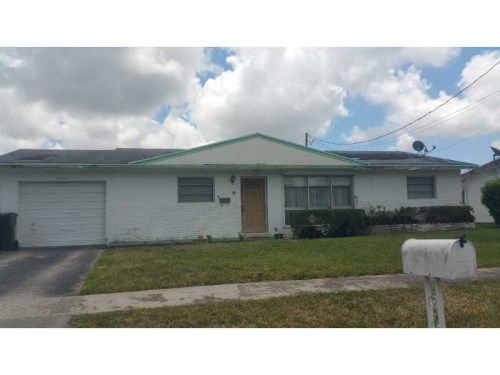 2710 NW 26 AV, Fort Lauderdale, FL 33311