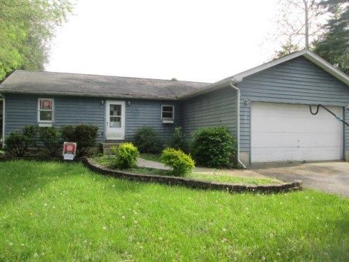 W1379 W Forest Rd, Pell Lake, WI 53157