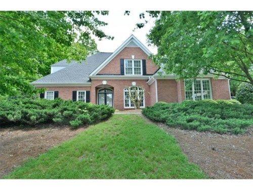 840 Lakeglen Drive, Suwanee, GA 30024