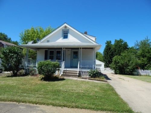 613 State Street, Elyria, OH 44035