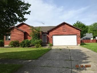 121 Creekfield Ct, Elyria, OH 44035