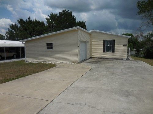 8254 Weatherford Ave, Brooksville, FL 34613