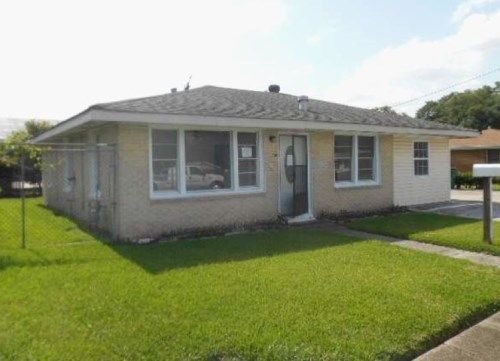 710 Francis St, Marrero, LA 70072