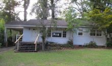 2433 Woodlawn St Montgomery, AL 36106