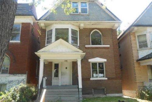 1324 Clara Ave, Saint Louis, MO 63112