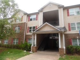 1201 Fairington Village Dr, Lithonia, GA 30038