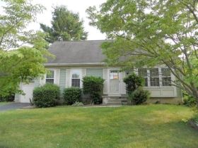 136 Quail Hollow Dr, Dover, DE 19904