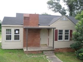 515 25th Avenue E, Tuscaloosa, AL 35404