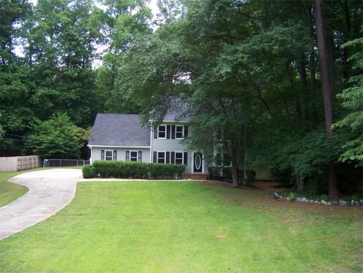 809 Pine Ridge Drive, Stone Mountain, GA 30087