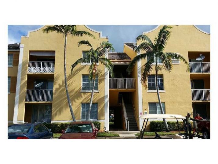 11133 8TH ST # 102, Hollywood, FL 33026