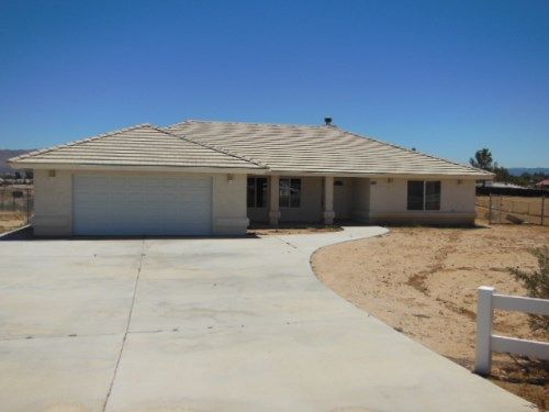 18375 Pacific St, Hesperia, CA 92345