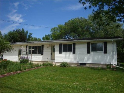 308 3rd Ave NW, Dodge Center, MN 55927