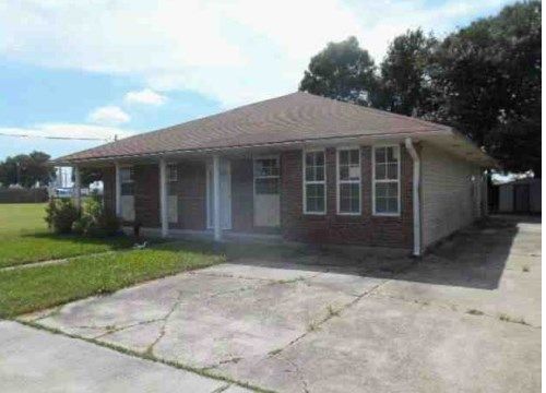 2716 Munster Blvd, Meraux, LA 70075