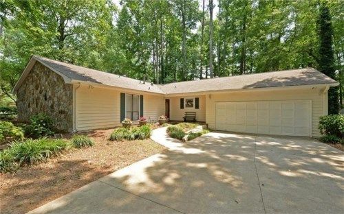 190 North Trace, Alpharetta, GA 30009