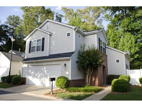 293 Manley Court, Woodstock, GA 30188