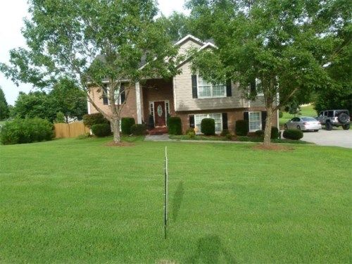 30 Cliffhanger Pointe W, Cartersville, GA 30120