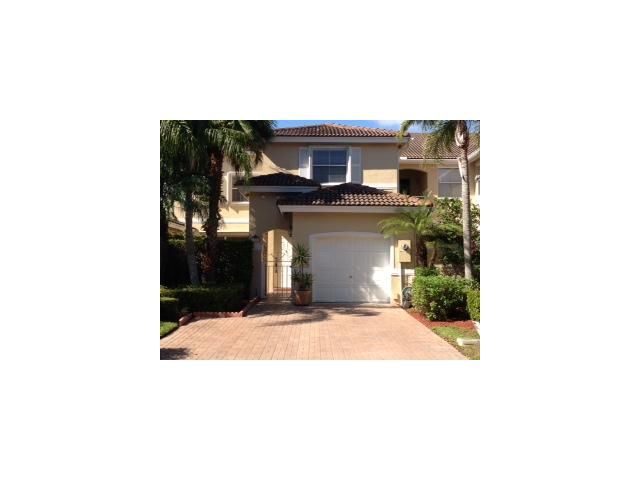 1528 YELLOWHEART WY # 1528, Hollywood, FL 33019