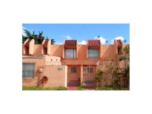 1057 W 42 PL # 12, Hialeah, FL 33012