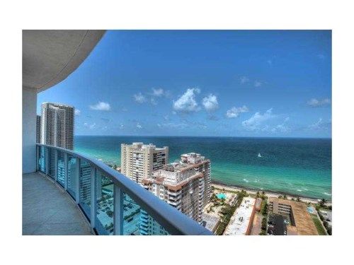 1945 S OCEAN DR # PH2702, Hallandale, FL 33009