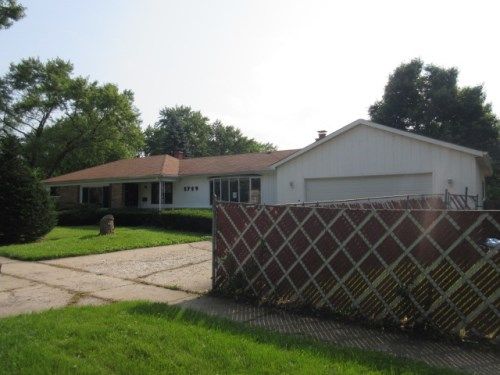 2759 W 174th St, Hazel Crest, IL 60429