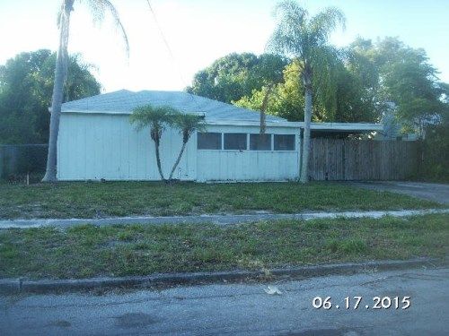 1112 S 7th St, Fort Pierce, FL 34950