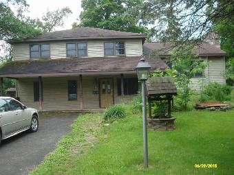 10 Nichols Ln, Clinton, NY 13323