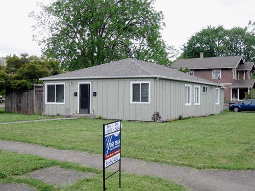 43 N H ST, Cottage Grove, OR 97424